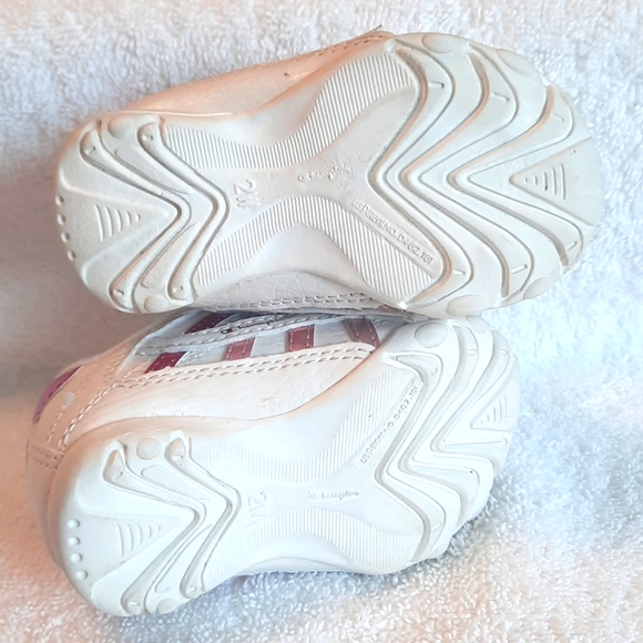 Champion Baby Shoes Size 2W White Metallic Pink Sneakers - Picture 9 of 9